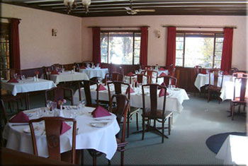 Karri Forest Motel & Restaurant - Sunshine Coast Guide 1