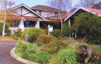 Karri Forest Motel & Restaurant - Sunshine Coast Guide 5