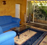 Terrace Central BB Hotel - Sunshine Coast Guide