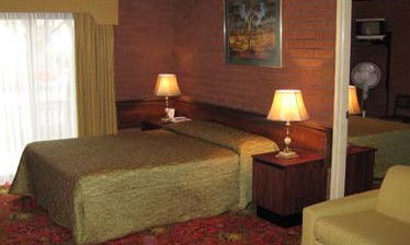 Albury Regent Motel - Sunshine Coast Guide 1