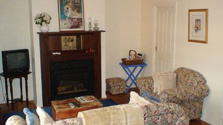 Albury Cottages - Sunshine Coast Guide 4