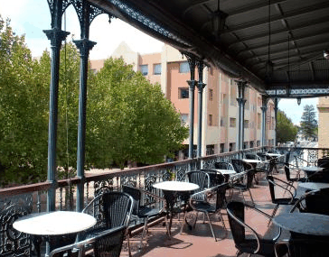 Rosie O'Grady's Irish Pub - Sunshine Coast Guide