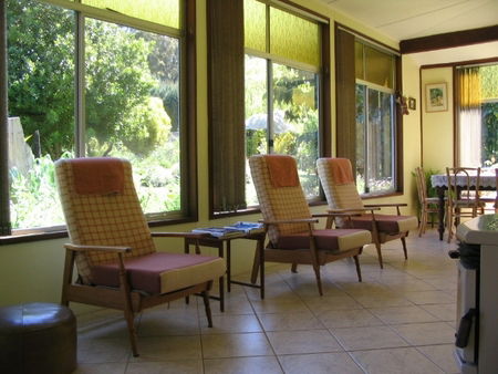 Warren Grange Farmstay And Bed & Breakfast - Sunshine Coast Guide 1