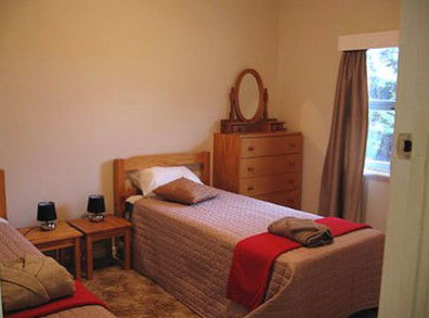 Acacia Grove Holiday House - Sunshine Coast Guide 1