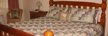 Armadale Cottage Bed And Breakfast - Sunshine Coast Guide 3