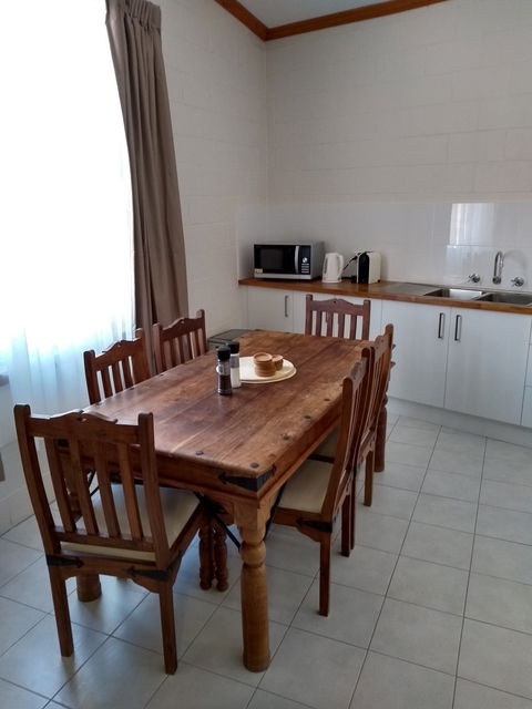 Adelaide Hills Birdwood Cottage - Sunshine Coast Guide 1