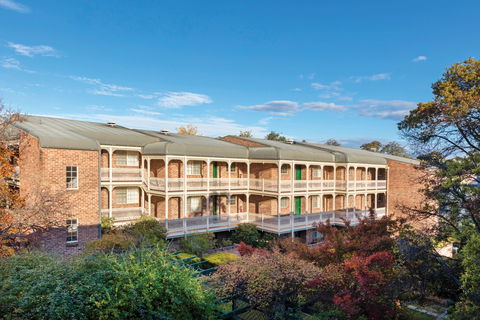 Adina Serviced Apartments Canberra Kingston - Sunshine Coast Guide 0