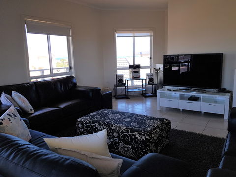 Agape Holiday Home - Sunshine Coast Guide 2