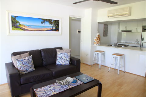 Agnes Water Beach Club - Sunshine Coast Guide 2