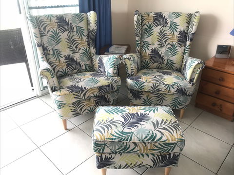 Airlie Court Units - Sunshine Coast Guide 1