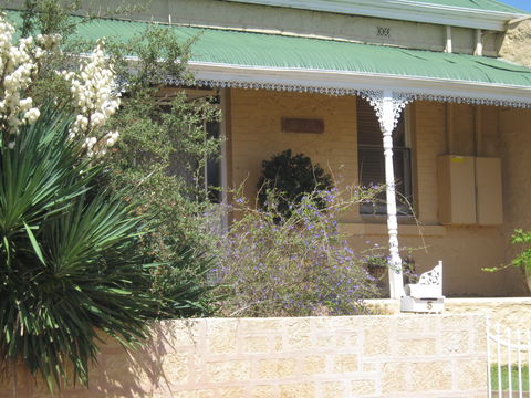 Amalie Cottage - Sunshine Coast Guide 0