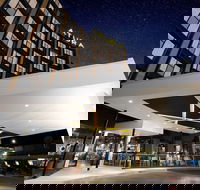 Atura Albury - Sunshine Coast Guide