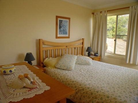 Duckmaloi Farm - Sunshine Coast Guide 1