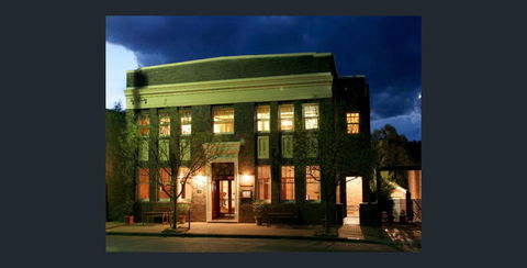 Jenkins Steet Guesthouse - Sunshine Coast Guide 0