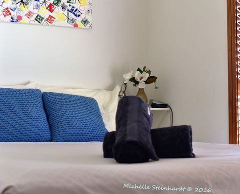 Kames Cottages - Sunshine Coast Guide 1