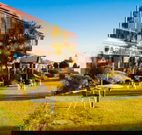 Lacepede Bay Motel  Restaurant - Sunshine Coast Guide