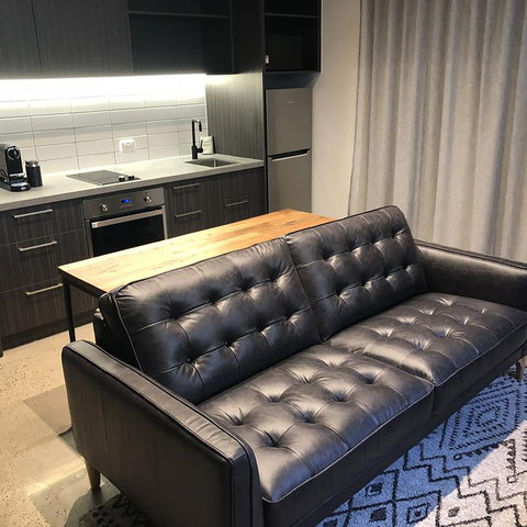 Nomads Nest Geelong - Sunshine Coast Guide 1