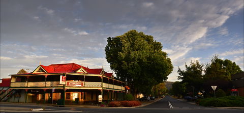Royal Hotel Cooma - Sunshine Coast Guide 2
