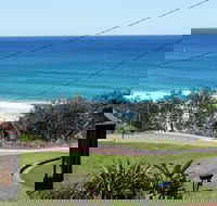 Ulladulla Rennies Beach House and Studio - Sunshine Coast Guide