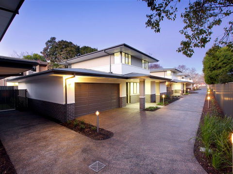 Abode Apartments Albury - Sunshine Coast Guide 1