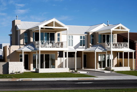Aldinga Beach Getaways - Sunshine Coast Guide 0