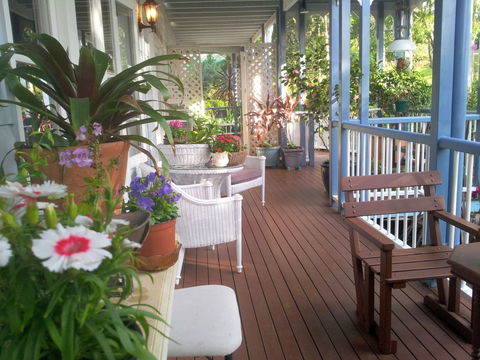 Amore Mt Tamborine - Sunshine Coast Guide 2