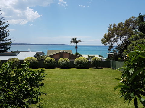 Batehaven Beauty - Sunshine Coast Guide 2