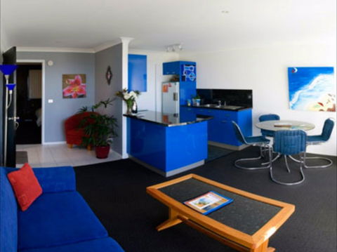 Beachfront Apartments Narooma - Sunshine Coast Guide 1