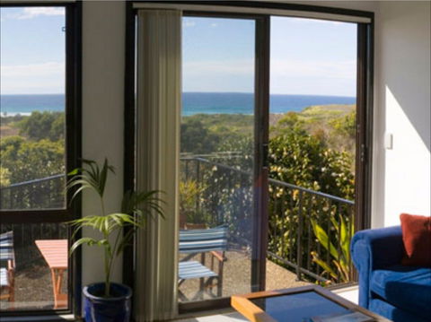 Beachfront Apartments Narooma - Sunshine Coast Guide 2