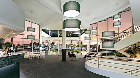 Best Western Plus Apollo International Hotel - Sunshine Coast Guide 1