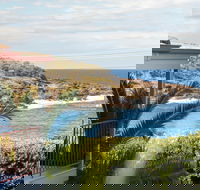 Blue Water Dreaming - Sunshine Coast Guide
