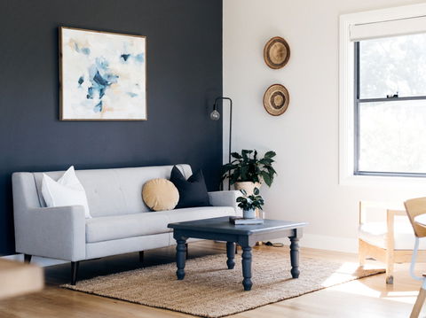 Chic Country Cottage With Vineyard Views - Sunshine Coast Guide 1