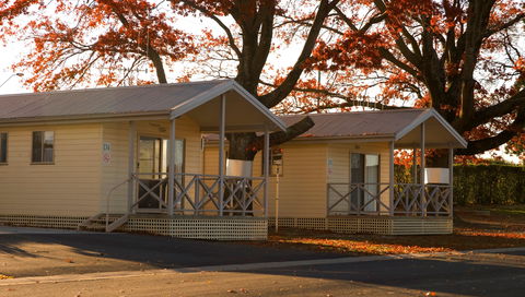 Colour City Caravan Park - Sunshine Coast Guide 0