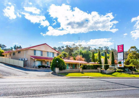 Econo Lodge Alabaster - Sunshine Coast Guide 0