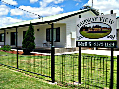 Fairway View Cottage - Sunshine Coast Guide 0