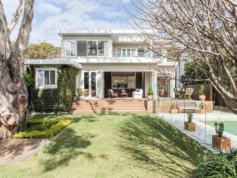 Hamptons At Nielsen Park - Sunshine Coast Guide 0