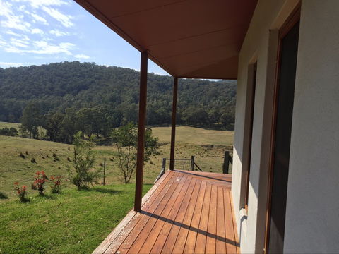 Highland Cattle Farm Stay - Sunshine Coast Guide 0