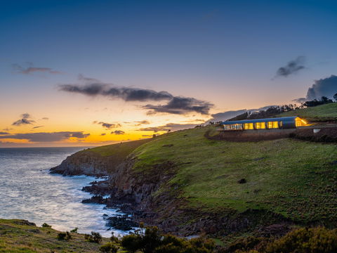 Naiko Retreat - Sunshine Coast Guide 1