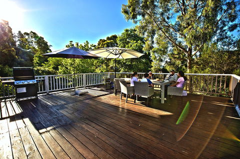 Namaste - Sunshine Coast Guide 0