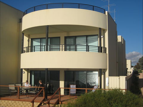 Sandcastles - Sunshine Coast Guide 0