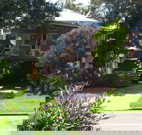 Surf House Narrawallee - Sunshine Coast Guide
