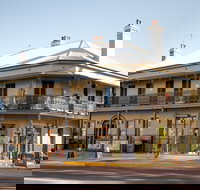 The Family Hotel Maitland - Sunshine Coast Guide