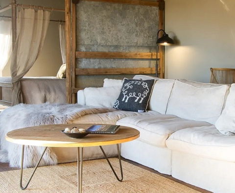 The Fleece - Luxury Farm Stay - Sunshine Coast Guide 0