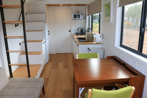 The Pink Lake Tiny House - Sunshine Coast Guide 1