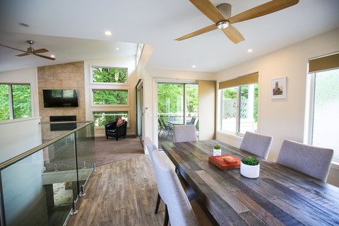 Aberdeen - Sunshine Coast Guide 0