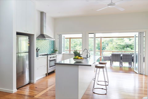 A Perfect Stay - Mahalo House - Sunshine Coast Guide 2