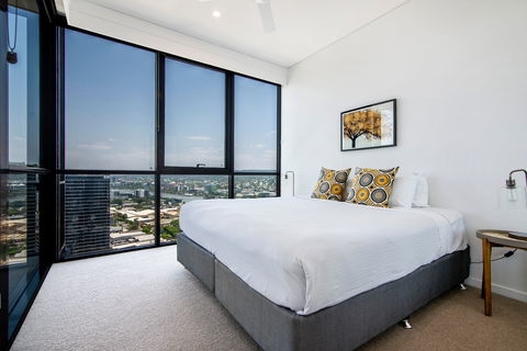 Arise On Hope Street - Sunshine Coast Guide 1