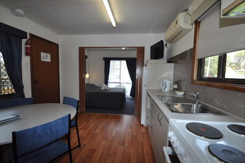 Beachside Holiday Park - Sunshine Coast Guide 2