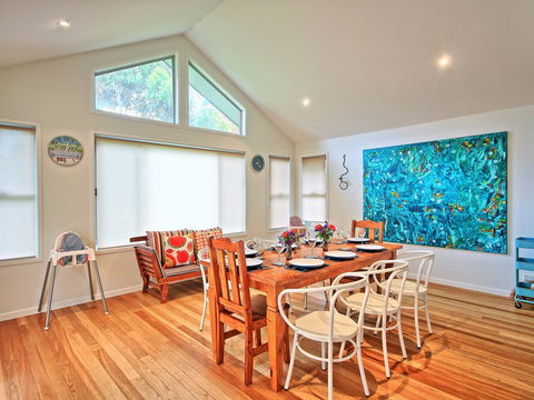 Beautiful Betty - Sunshine Coast Guide 2