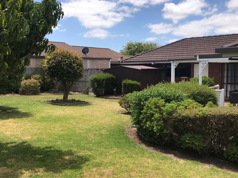 Citrus House Warrnambool - Sunshine Coast Guide 1